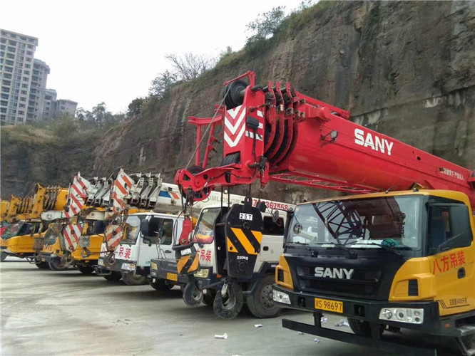 宁强县吊车出租按什么计费？台班费、单次费、里程费怎么算？