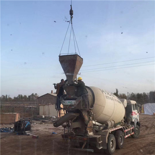 宁强县“精准瞄准”—— 吊车的 “定位导航” 技术