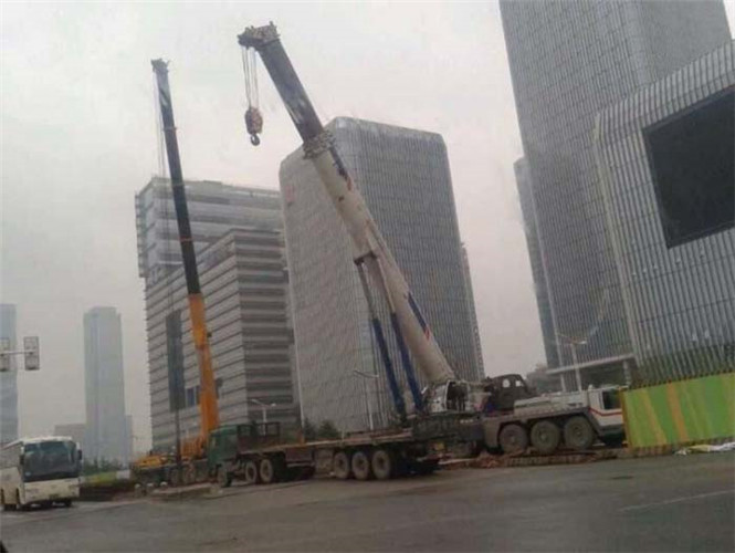 宁强县“自动找平”—— 吊车的 “平地神器” 技术